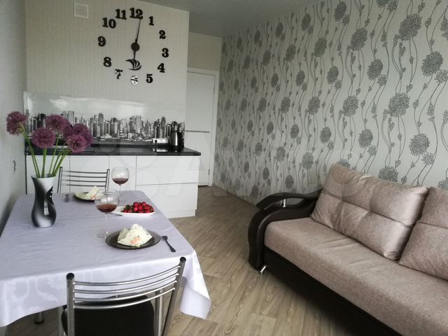 2-к. квартира, 46 м², 8/13 эт.