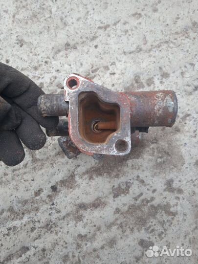 Корпус термостата Лада 2110 2110