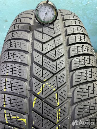 Pirelli Scorpion Winter 225/70 R16