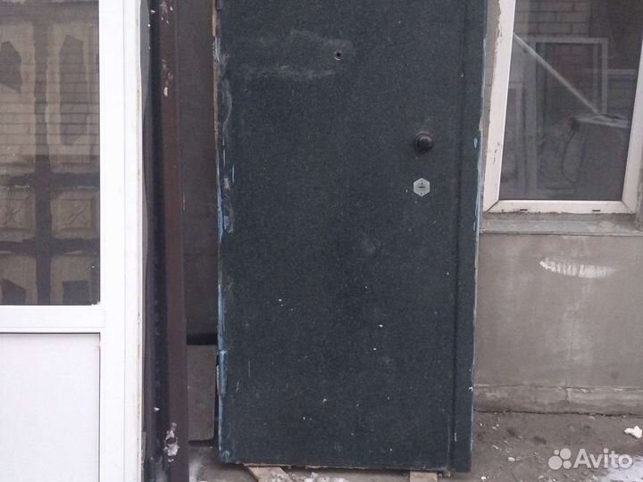 Дверь входная железная бу для квартиры
