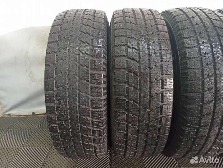 R16 Toyo Observe GSi-5 225/70, PCD 5x114.3 DIA 60.1