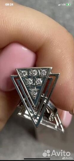 Золотые серьги с природными бриллиантами