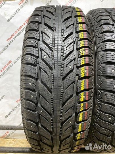 Cooper Weather-Master SA2+ 215/55 R17 98V