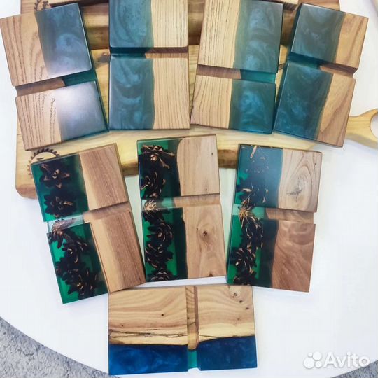 Авторская подставка для телефона или планшета