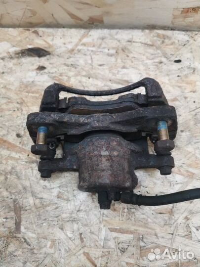 Суппорт передний левый Chevrolet Lacetti хэтчбэк