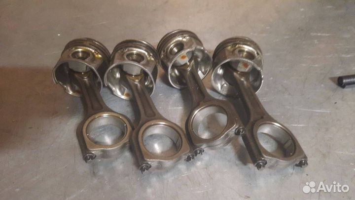 Поршень шатун Citroen Xsara рест. 2006