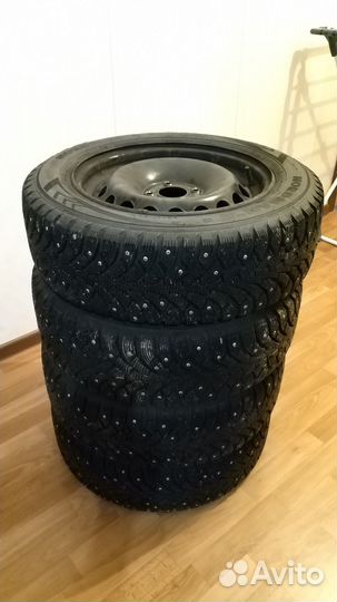 Комплект зимних колёс 185/65 R15
