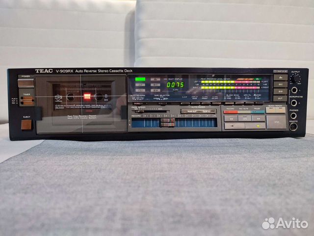 Teac V-909RX /1983/100В/ Кассетная дека
