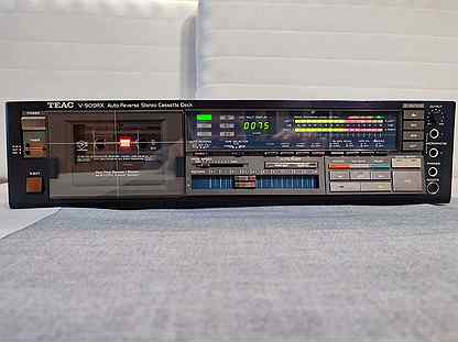 Teac V-909RX /1983/100В/ Кассетная дека