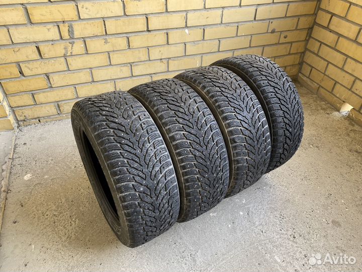 Nokian Tyres Hakkapeliitta 9 215/55 R16 97T