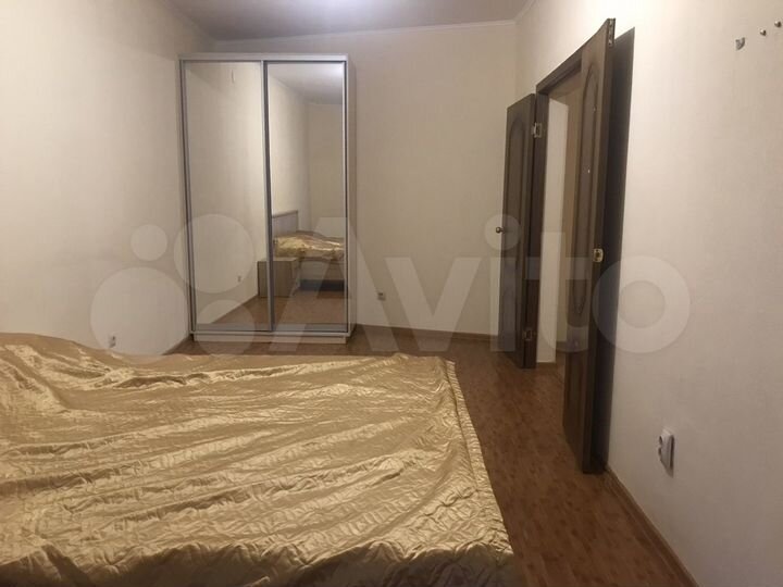 3-к. квартира, 90 м², 6/16 эт.