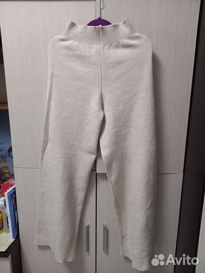 Костюм женский вязаный новый