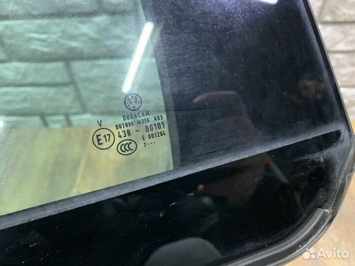VW Tiguan 2 Стекло двери задней (форточка) LH RH