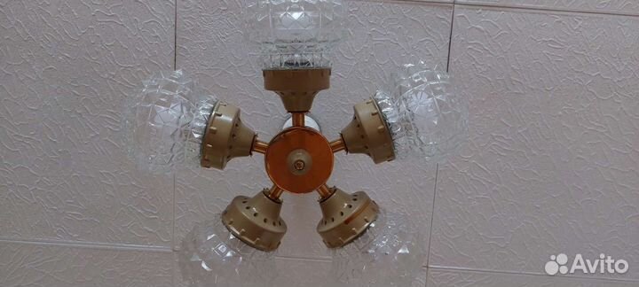 Светильник люстра потолочный