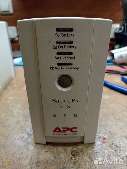 Источник бесперебойного питания ибп APC