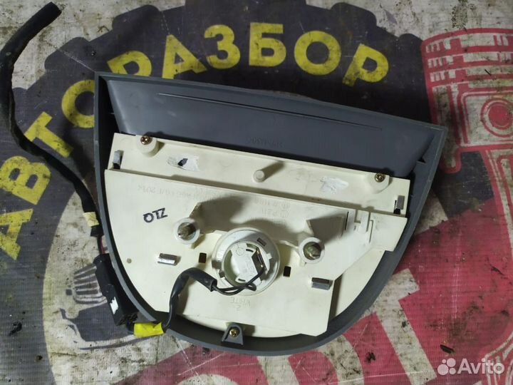 Фонарь задний (стоп сигнал) Kia Rio