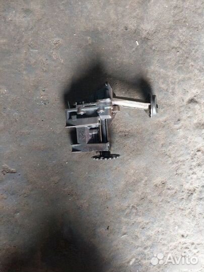 Насос масляный Renault Logan