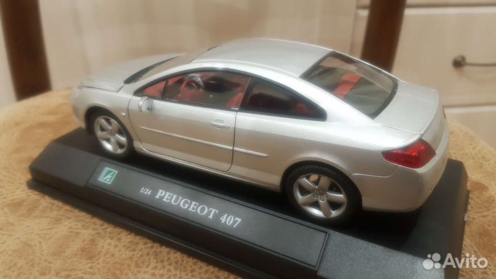 Peugeot 407 1/24
