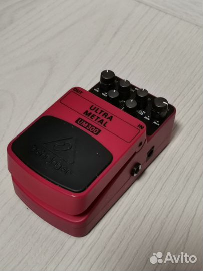 Гитарная педаль Behringer UM300