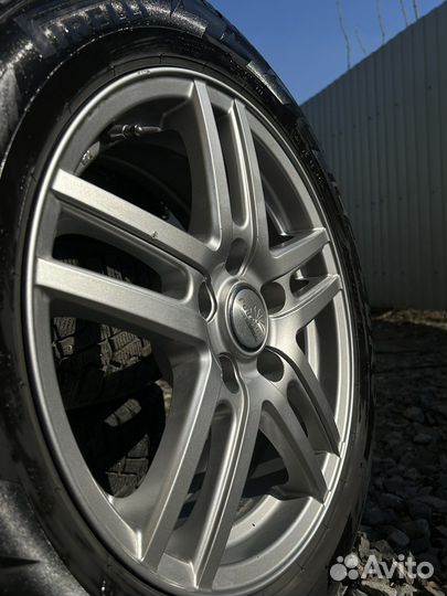 Pirelli Ice Zero 205/55 R16 94T