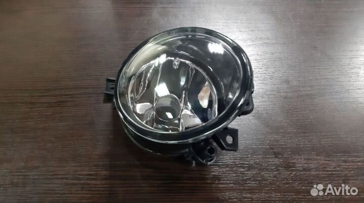 Фара противотуманная Volkswagen Polo