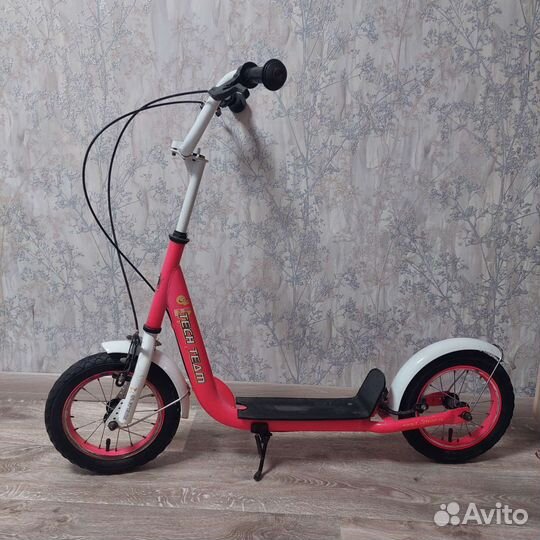 Самокат с надувными колесами