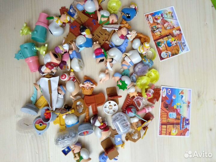 Ландрин Петрушка Кеша, рыцари киндер сюрприз