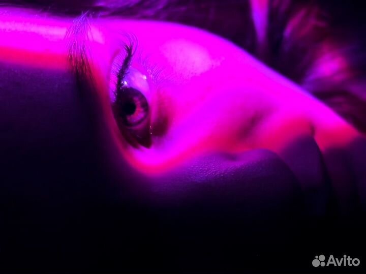 Мастер по наращиванию ресниц