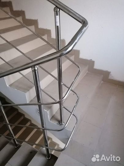 Перила для лестниц