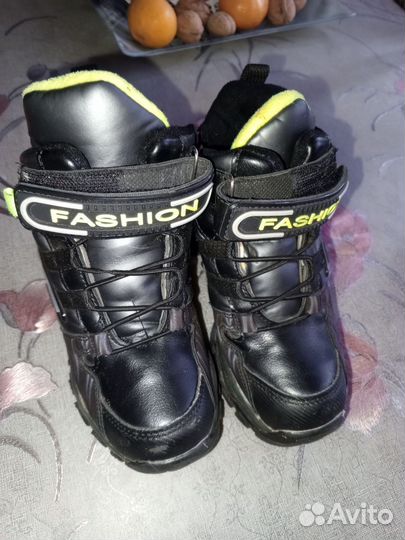 Зимние ботинки для мальчика