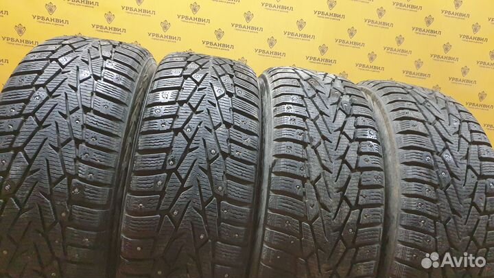 Nokian Tyres Hakkapeliitta 7 215/65 R16 102T