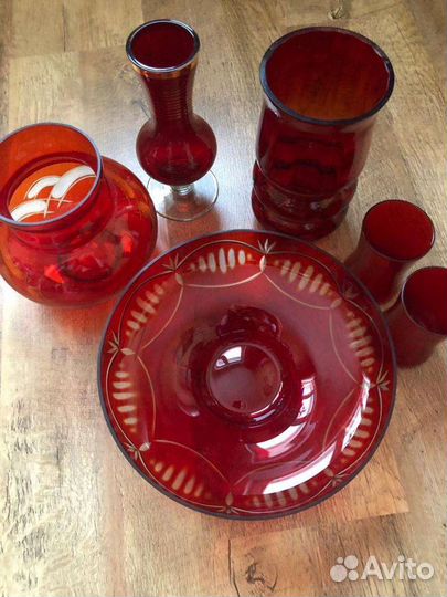 Вазы из красного стекла СССР