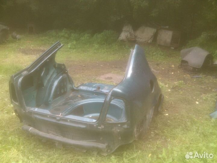 Задная часть шкода октавия тур