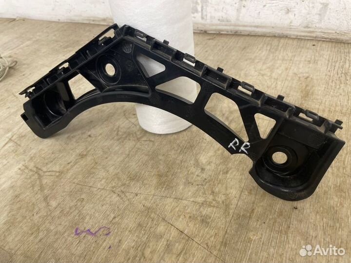 Кронштейн бампера задний правый Volkswagen Tiguan