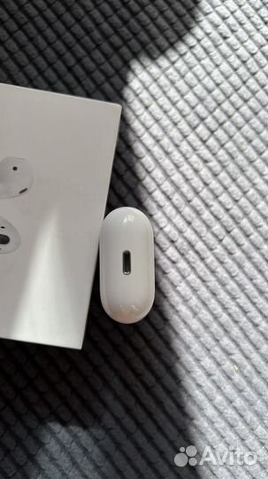 Кейс для airpods 2.беспроводной заряд, оригинал