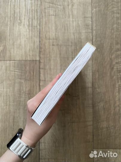 Книга «Проект 333» Кортни Карвер / уборка гардероб