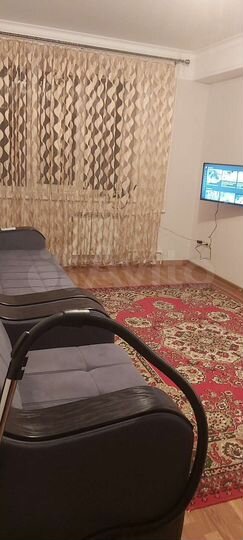 1-к. квартира, 42 м², 2/10 эт.