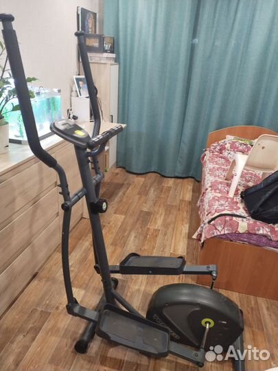Эллиптический тренажер torneo