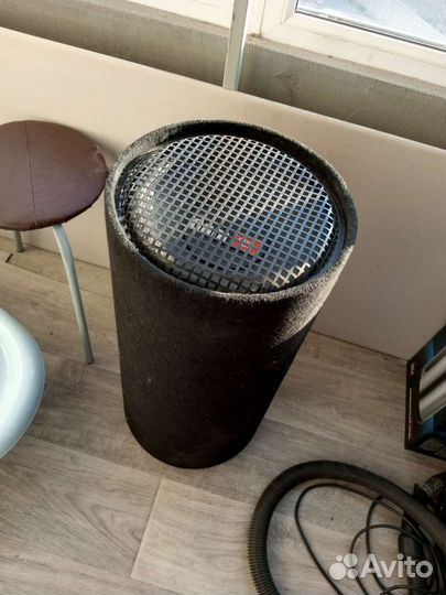 Сабвуфер jbl