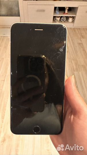 Телефон iPhone 6s plus