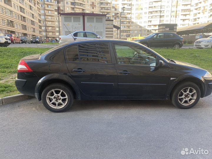 Renault Megane 1.6 МТ, 2008, битый, 185 890 км