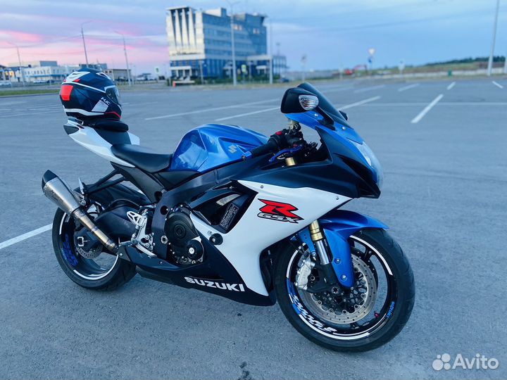 Продам Suzuki GSX-R 750