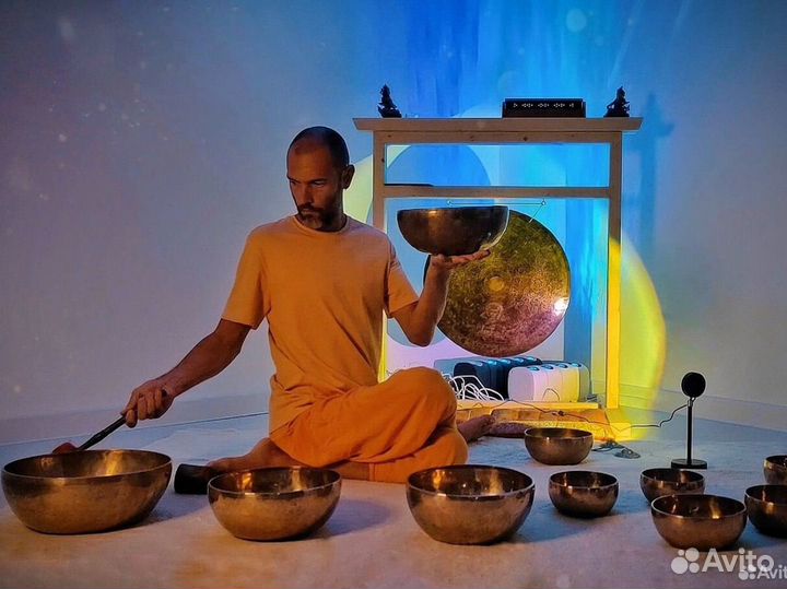Звуковая медитация с тибетскими поющими чашами
