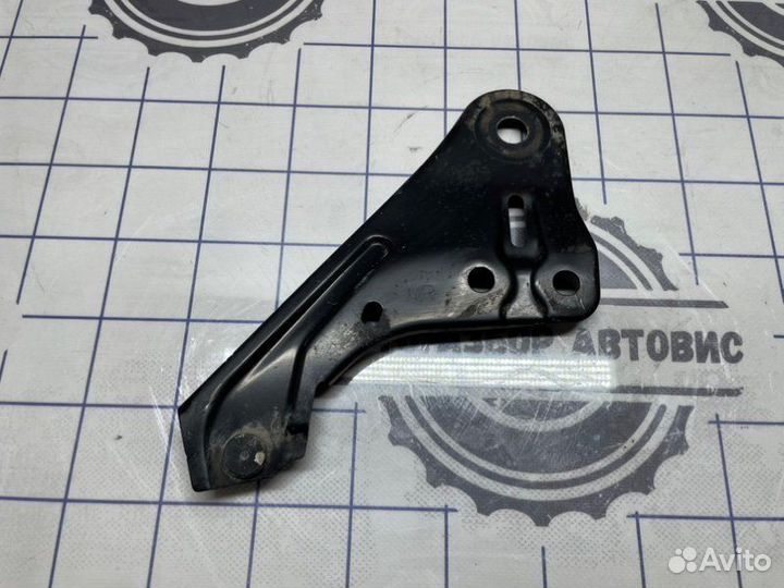 Кронштейн Mazda Mazda3 BL Z6 2012