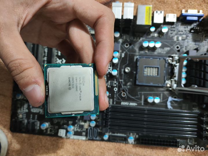 Материнская плата Z77 Pro с Intel I3 - 3210