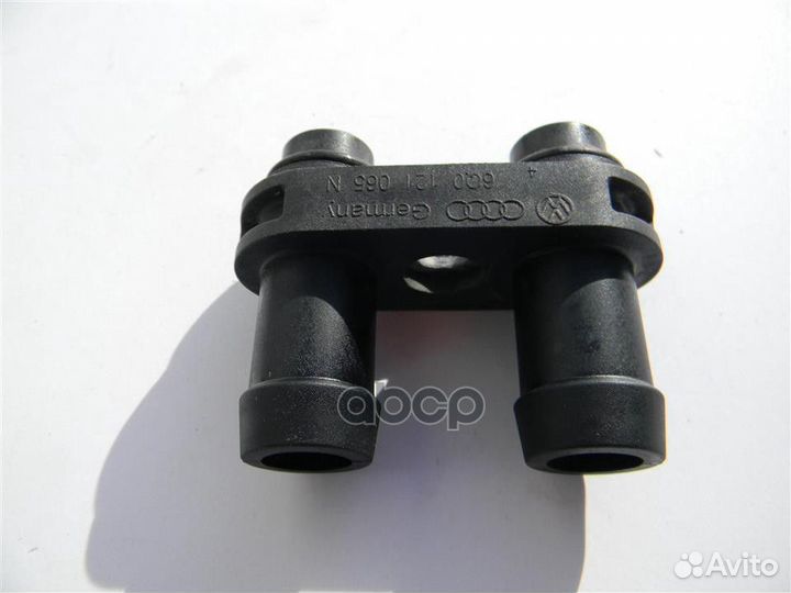 Водяной шланг 6Q0121065N VAG