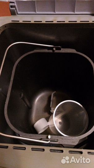 Продаю хлебопечку LG