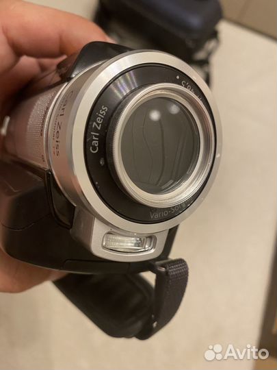 Цифровая FullHD 1080 видеокамера Sony HDR-SR10E