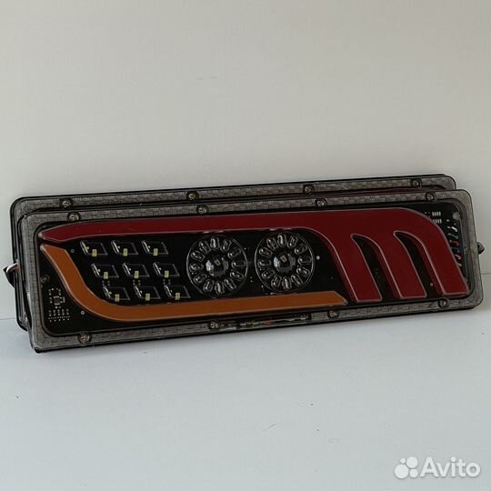 Задние фонари для грузовиков и прицепов