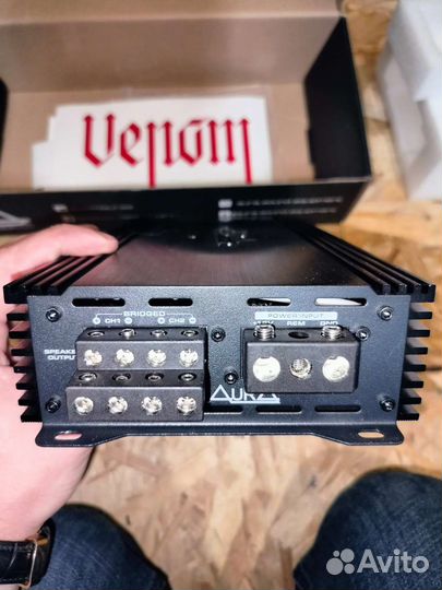 Усилитель 4х канальный aura venom 4.200